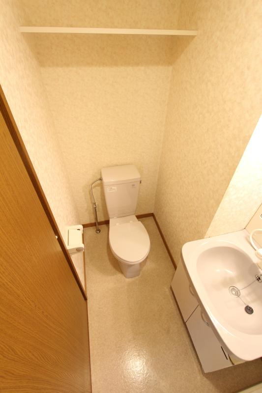 トイレ　同タイプ・参考写真