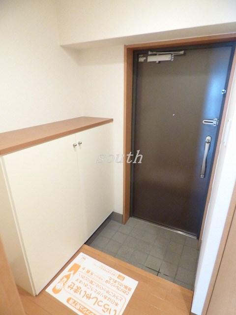 玄関　大きなシューズＢＯＸ付き玄関♪