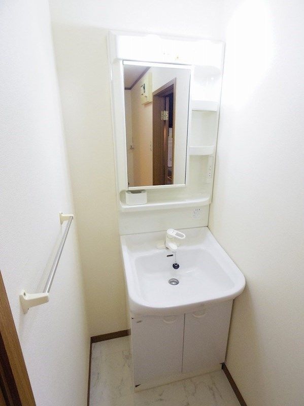 洗面設備　～同仕様写真～