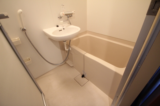 洗面設備　※別部屋の写真です