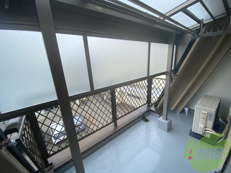 バルコニー　バルコニーがあるので、洗濯物は外に干せていいですね～