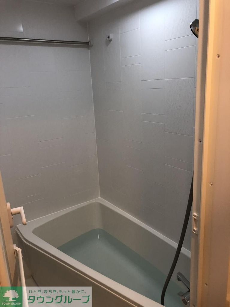 バス・シャワールーム　収納