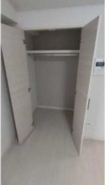 収納　※写真は同じマンションの違う部屋のものになります。