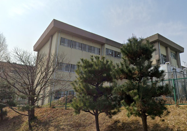 小学校　豊明市立二村台小学校（小学校）まで1252m