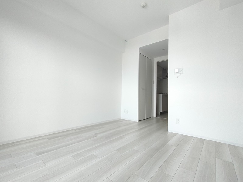 居室・リビング　同物件別部屋写真