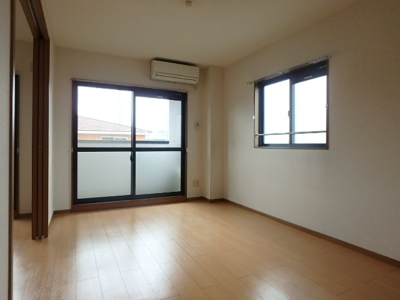 居室・リビング　図面と現状に相違がある場合には現状を優先