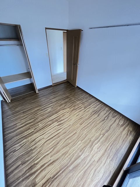 その他部屋・スペース　広くて明るい寝室