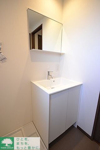 洗面設備　お部屋探しは株式会社　タウンハウジング　までお気軽にお問合…