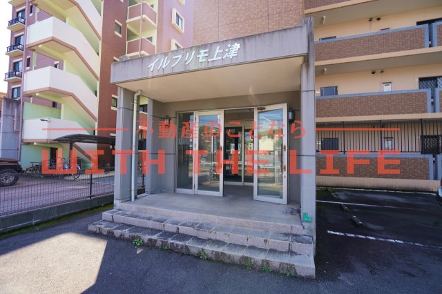 エントランス　建物の内部です