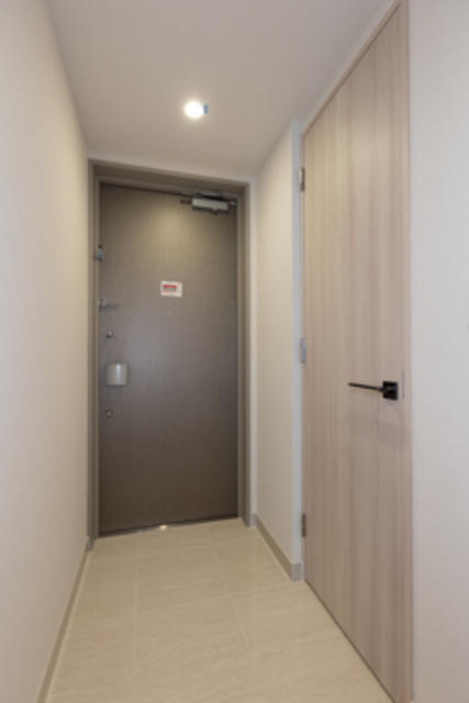 玄関　※写真は同タイプ住戸です。