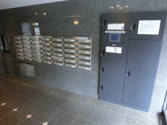 その他共有部分　メールボックスと宅配ＢＯＸ