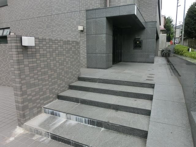 エントランス　エントランス