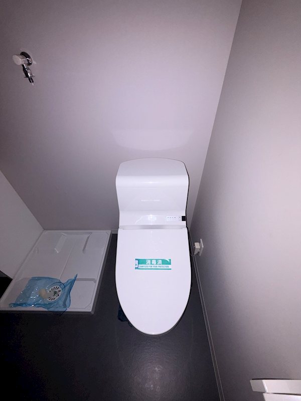 トイレ　ウォシュレット付きのトイレで御座います！