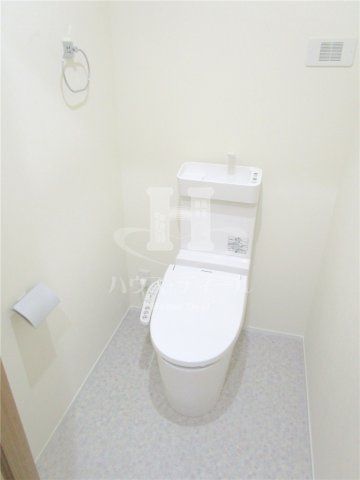 トイレ　トイレもきれいです