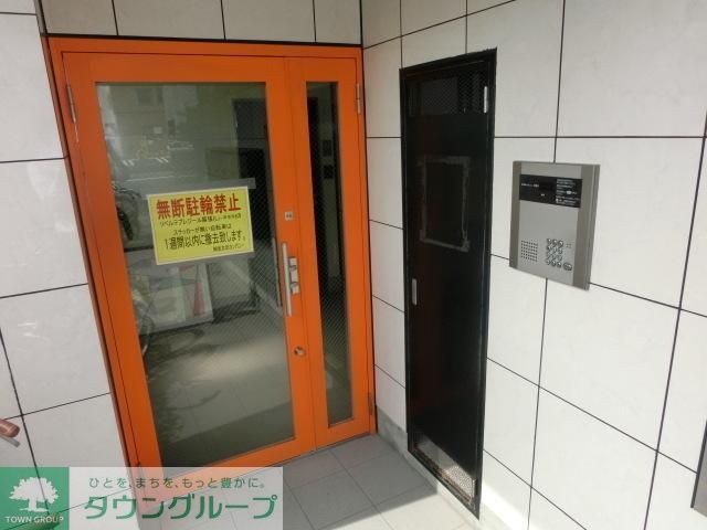 エントランス　安心のオートロック付