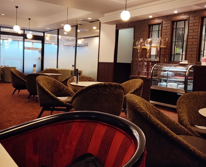 飲食店　喫茶室ルノアール 市ケ谷駅前店（飲食店）まで183m
