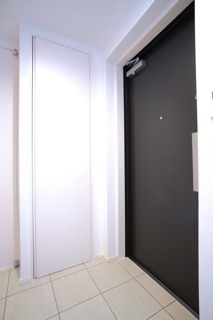 玄関　※写真は同タイプ住戸です。