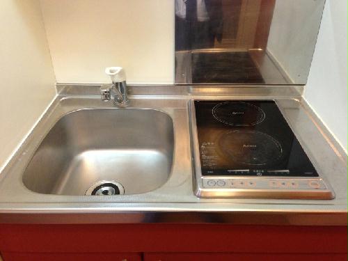 キッチン　電気コンロが2口あるタイプ