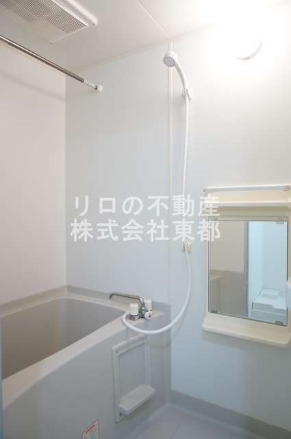 バス・シャワールーム　花粉・梅雨の時期にオススメの浴室乾燥機付きバスルームです♪
