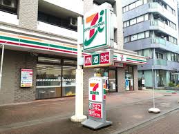 コンビニ　セブンイレブン 中野中央5丁目店（コンビニ）まで105m