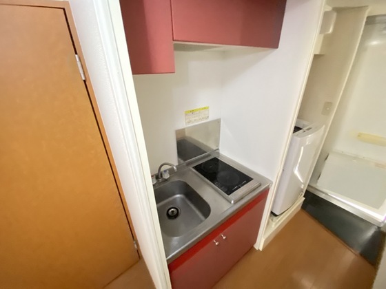 キッチン　※別部屋の写真です