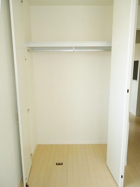 収納　お荷物の多い方でも安心のクローゼット付き♪