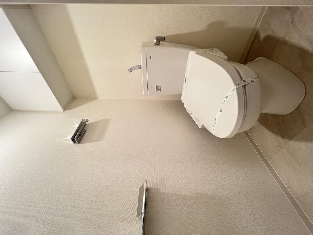 トイレ　もちろんシャワートイレです