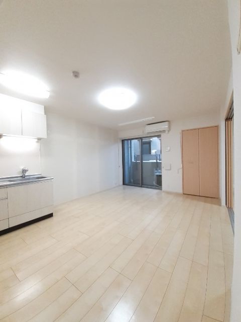1LDK Mansion in Setagaya, Tokyo — photo 3 of 3