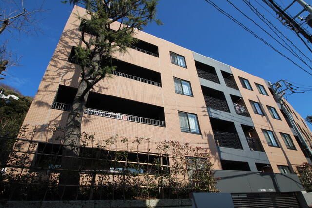 建物外観　外観は落ち着いています