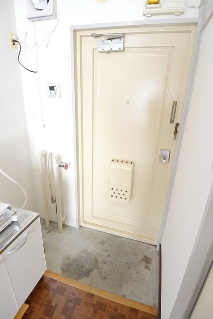 玄関　★お部屋探しは株式会社タウンハウジング東京まで★