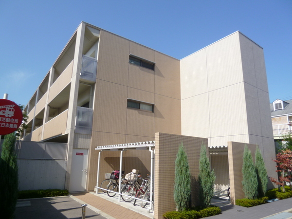 建物外観　オートロック付きで安心です♪