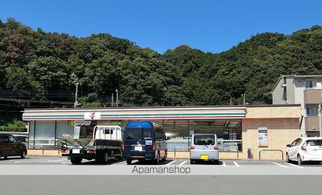 コンビニ　セブン－イレブン伊豆の国大仁東店（コンビニ）まで1949m