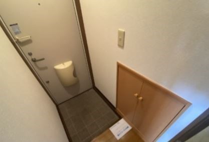 玄関　※他部屋参照