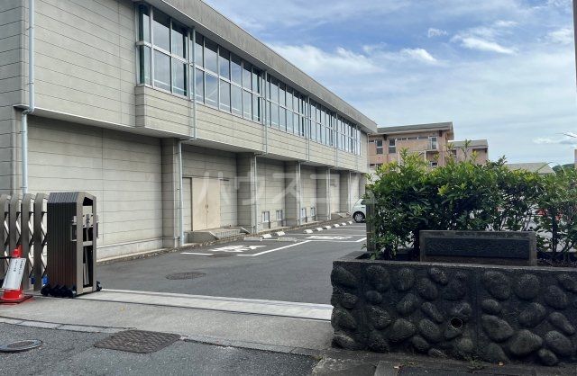 小学校　美杉台小学校（小学校）まで2093m