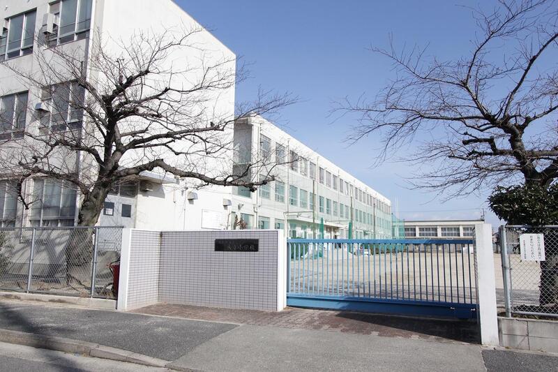 小学校　名古屋市立大手小学校（小学校）まで138m