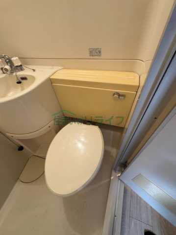 トイレ　※参考写真　同タイプ（間取り）の写真となります。