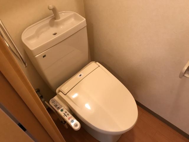 トイレ　シャワー付トイレ