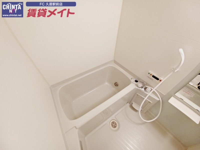 バス・シャワールーム　同型参考写真です