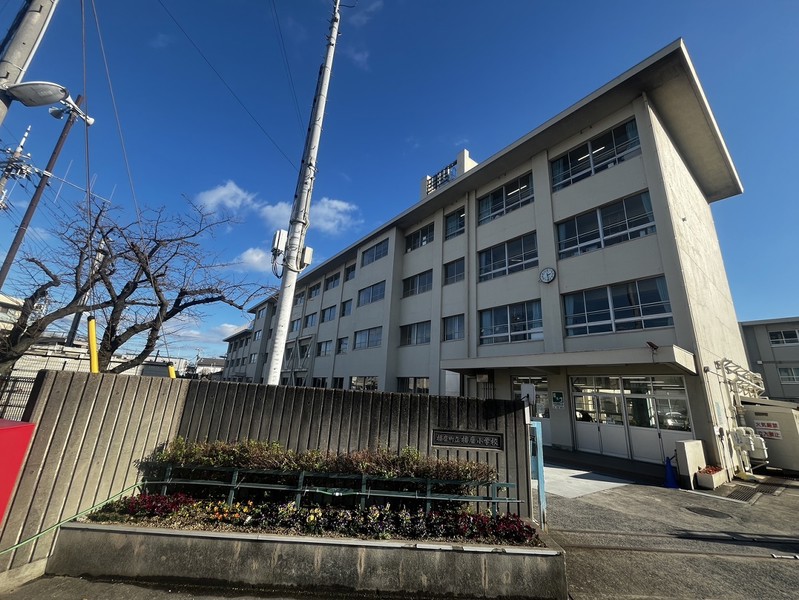 小学校　播磨町立播磨小学校（小学校）まで815m