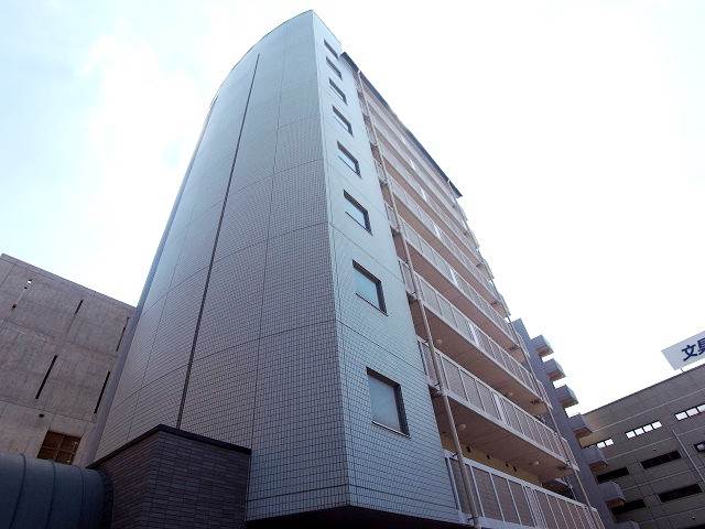 建物外観　堂々たる外観。