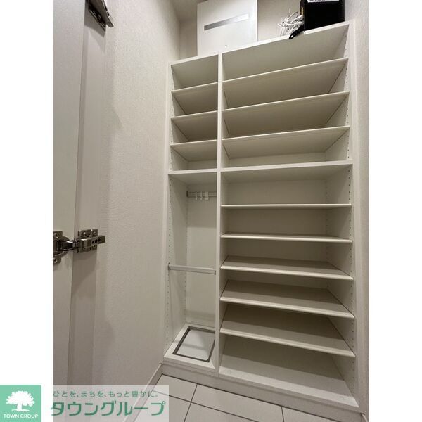 玄関　収納