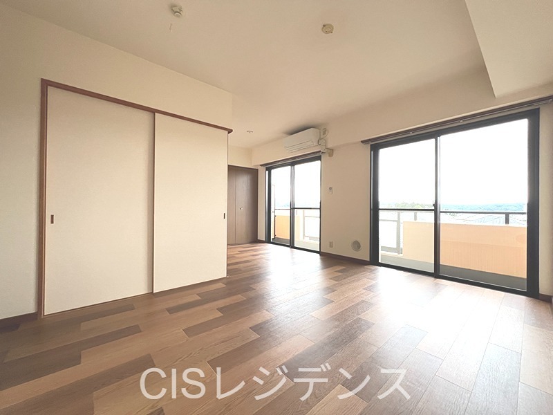 Nowvelle Villa IIの居間写真