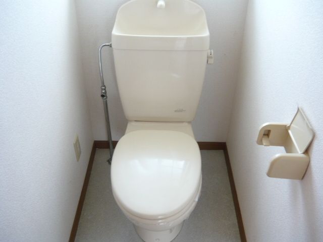 コンフォート各務原 Cのトイレ写真