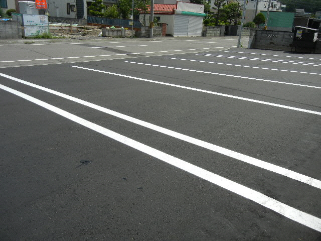 駐車場　駐車場