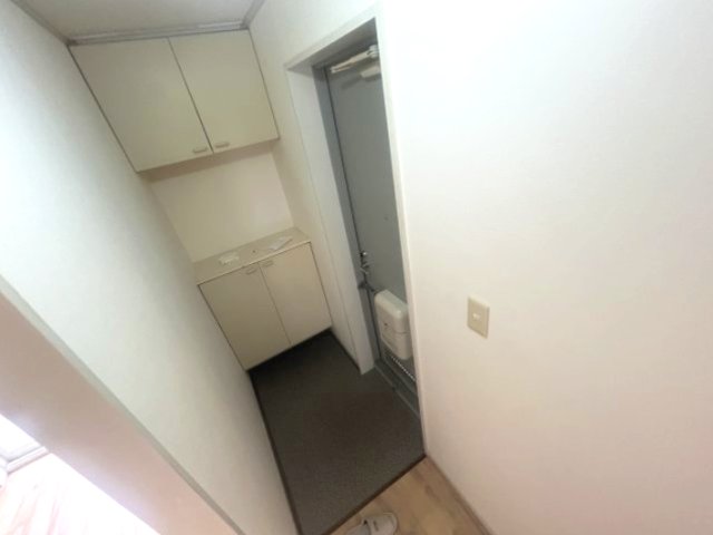 コートベルデュールA棟の玄関写真