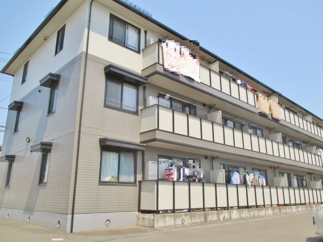 建物外観　２０１６年４月撮影