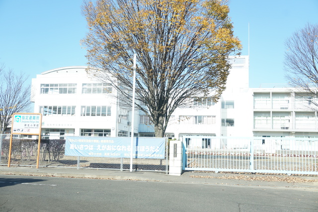 小学校　柳生小学校（小学校）まで660m