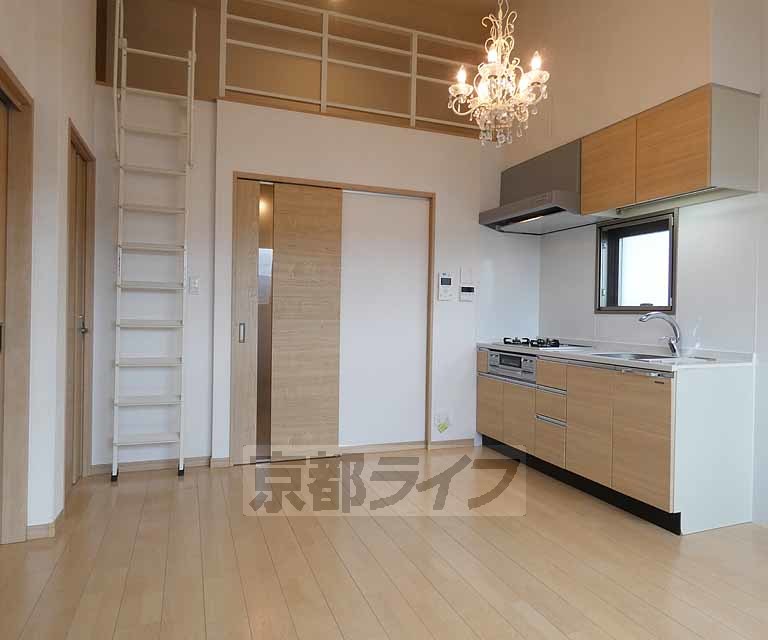 居室・リビング　おしゃれな室内です。