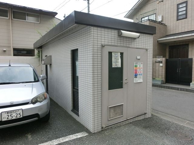 その他設備　ごみ置き場