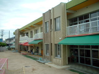 幼稚園・保育園　錦浦幼稚園（幼稚園・保育園）まで452m
